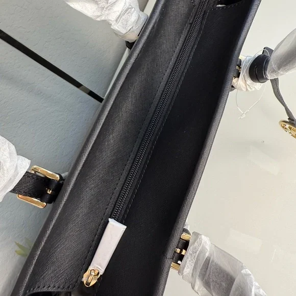 MICHAEL KORS Jet Set Travel SM Top Zip Shoulder Tote & Trifold Wallet Black NWT - Picture 6 of 16